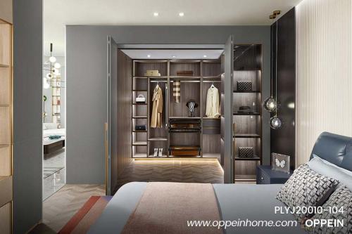 Modern-Luxury-Wood-Grain-Walk-in-Closet-PLYJ20010-104-1