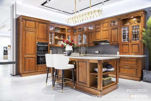 Traditional-Large-Size-Solid-Wood-Kitchen-With-Island-PLCC19122-1