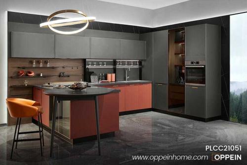 U-shaped-Lacquer-Kitchen-Cabinet-PLCC21051-960x640
